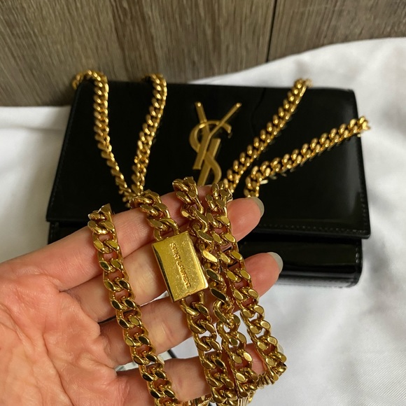 YSL monogram - Picture 13 of 14